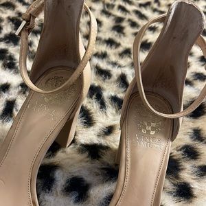 Vince Camuto Heels size 7